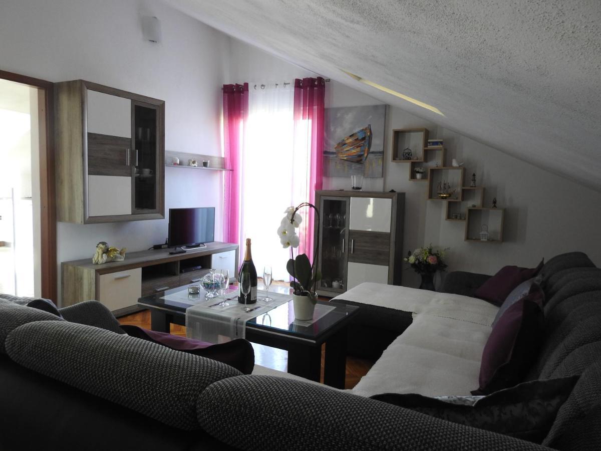 Marini Apartmani Trogir Exterior foto