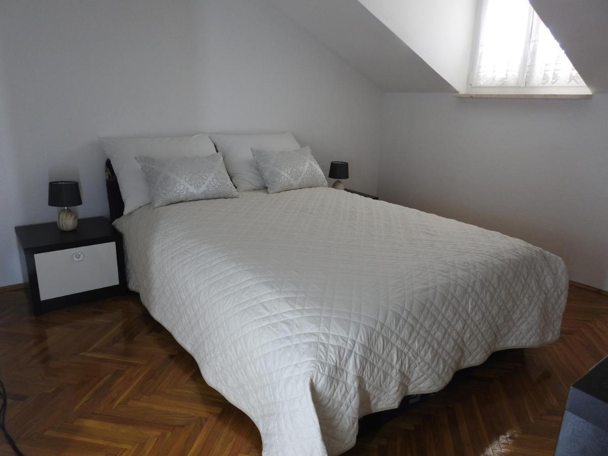 Marini Apartmani Trogir Exterior foto