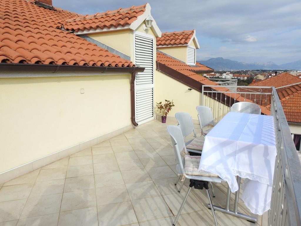 Marini Apartmani Trogir Exterior foto