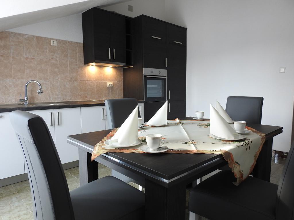 Marini Apartmani Trogir Exterior foto