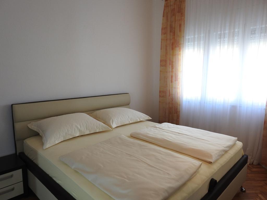 Marini Apartmani Trogir Exterior foto